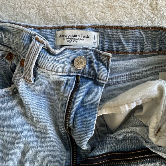 Abercrombie & fitch 90’s relaxed high rise jean - Picture 3 of 3